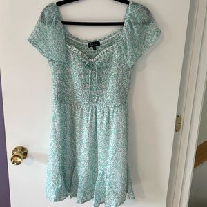 Off the shoulder Dress